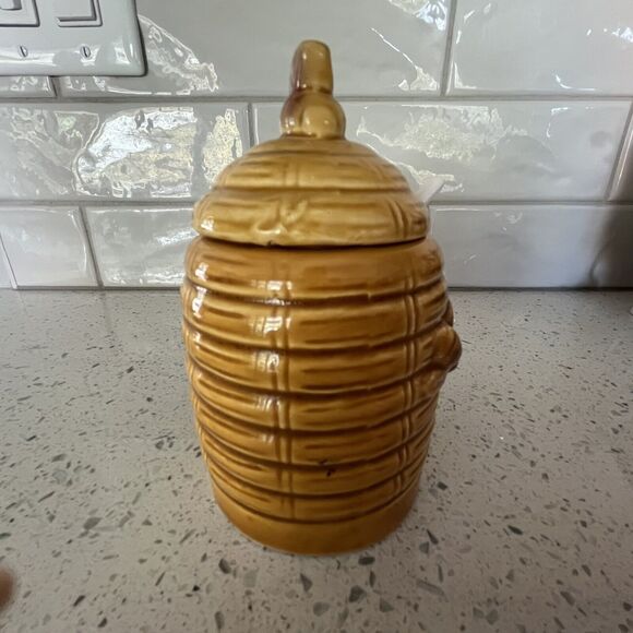 Vintage Kitschy Honey Bear Beehive Honey Ceramic Pot Jar Server w/Spoon - Picture 5 of 8